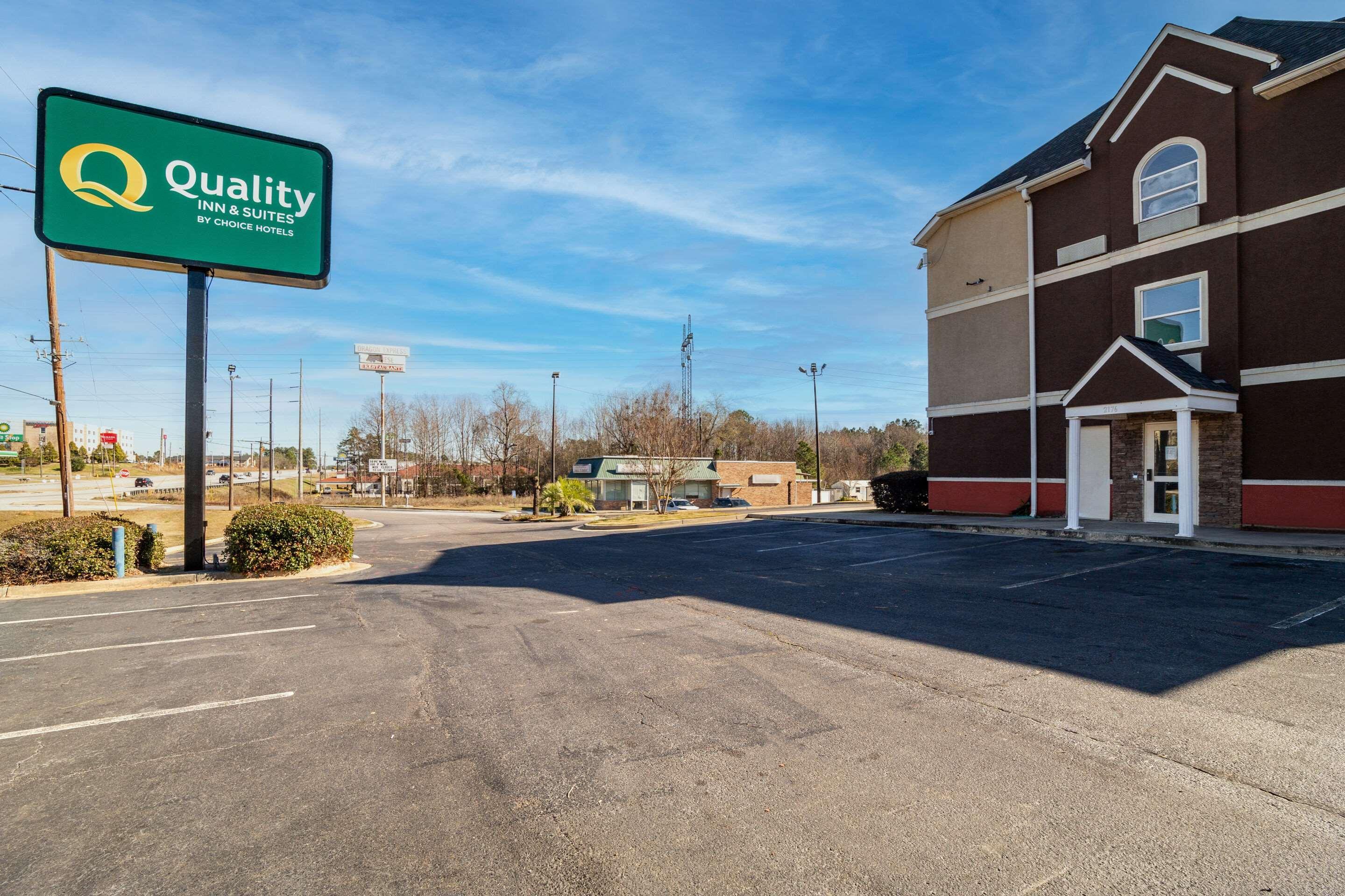 Quality Inn & Suites Augusta Fort Eisenhower Area Extérieur photo