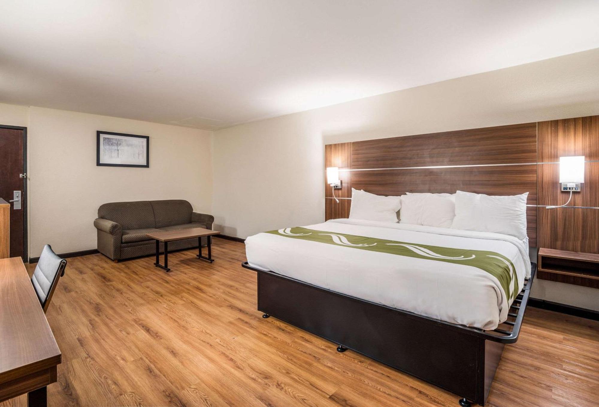 Quality Inn & Suites Augusta Fort Eisenhower Area Extérieur photo