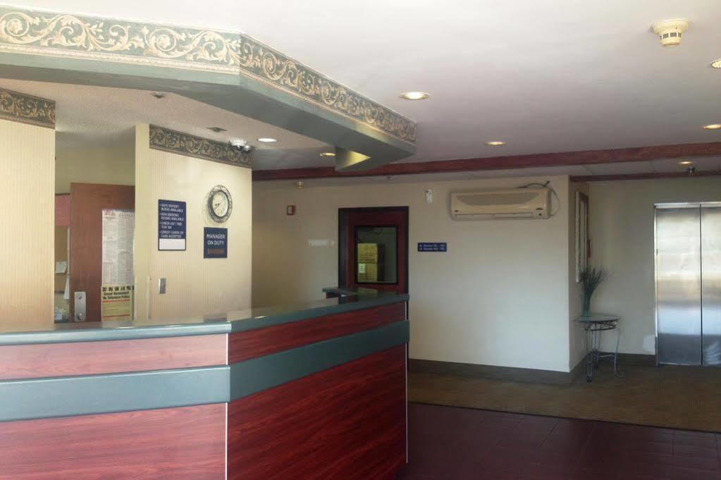 Quality Inn & Suites Augusta Fort Eisenhower Area Extérieur photo
